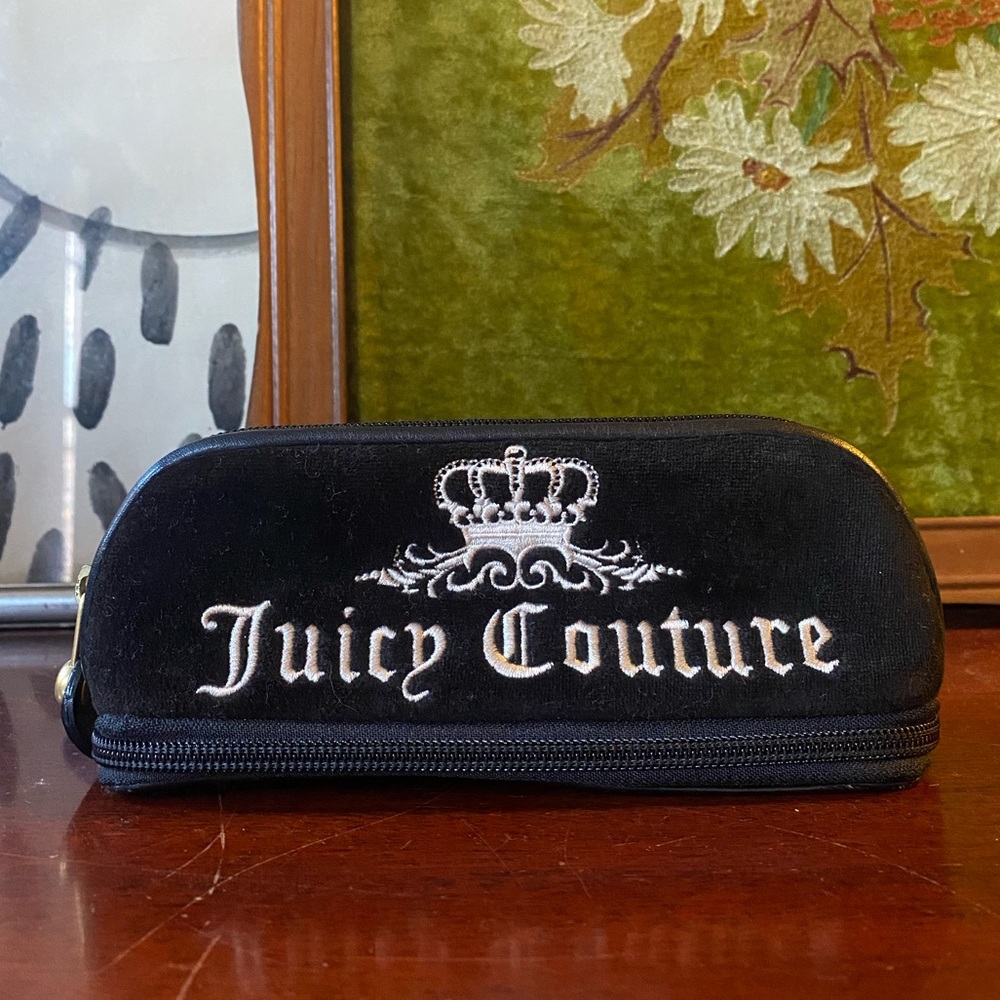 Juicy Couture make up bag / pencil case